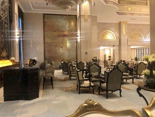 Fünf-Sternehotel-internationales Hotel-Gewohnheits-Speisetisch stellte abgrifffesten wasserdichten kundengebundenen Sofa Set ein
