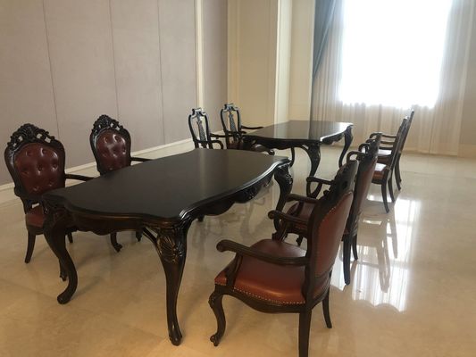 Fünf-Sternehotel-internationales Hotel-Gewohnheits-Speisetisch stellte abgrifffesten wasserdichten kundengebundenen Sofa Set ein
