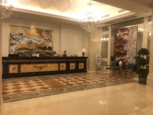 Fünf-Sternehotel-internationales Hotel-Gewohnheits-Speisetisch stellte abgrifffesten wasserdichten kundengebundenen Sofa Set ein