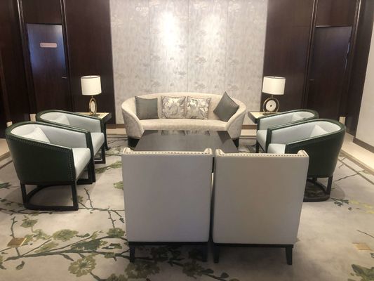 Fünf-Sternehotel-internationales Hotel-Gewohnheits-Speisetisch stellte abgrifffesten wasserdichten kundengebundenen Sofa Set ein