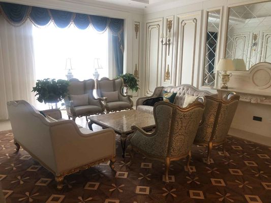 Fünf-Sternehotel-internationales Hotel-Gewohnheits-Speisetisch stellte abgrifffesten wasserdichten kundengebundenen Sofa Set ein